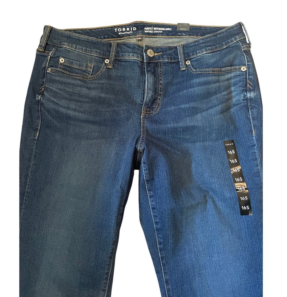 Torrid NWT Women's Perfect Boyfriend Ankl Vintage Stretch 16S